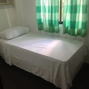 Joyful Island Hostel *