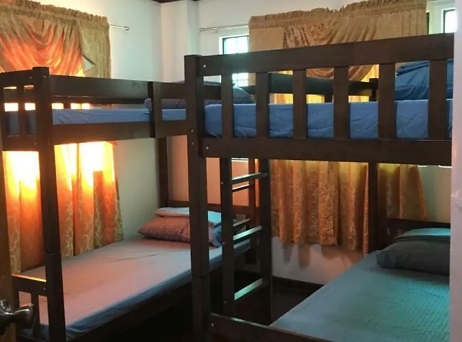 Joyful Island Hostel Lapu-Lapu City